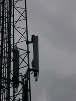 zdj�cie stacji bazowej Do Dworu 11 (Era GSM900/GSM1800/UMTS, Orange GSM900/GSM1800/UMTS) p1080321.jpg