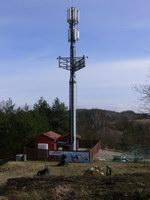 zdjęcie stacji bazowej Lisiej Góry 5 (Plus GSM900/UMTS, Era GSM900/GSM1800/UMTS, Orange GSM900/GSM1800/UMTS) p1060500.jpg